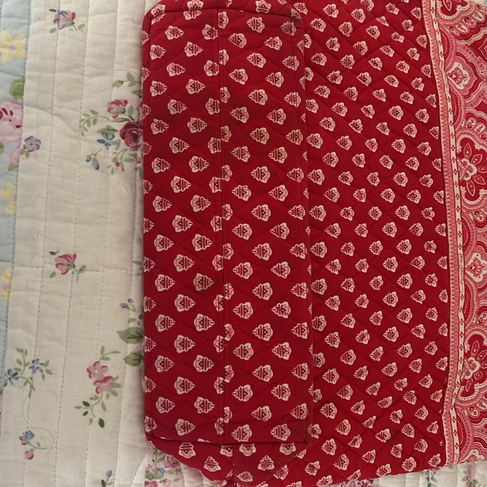 Red Button Tote - Picture 3 of 5